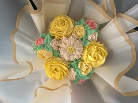 Cupcake flowers bouquet - 7 pcs