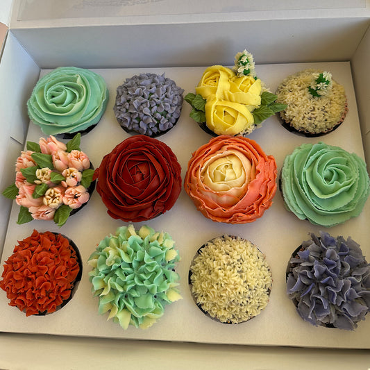 Mix colors and flowers box