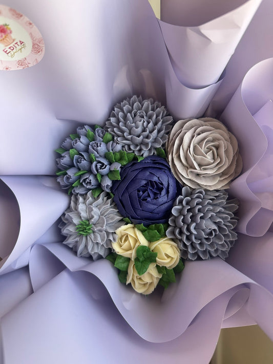 Purple shades Cupcake bouquet - 7 pcs
