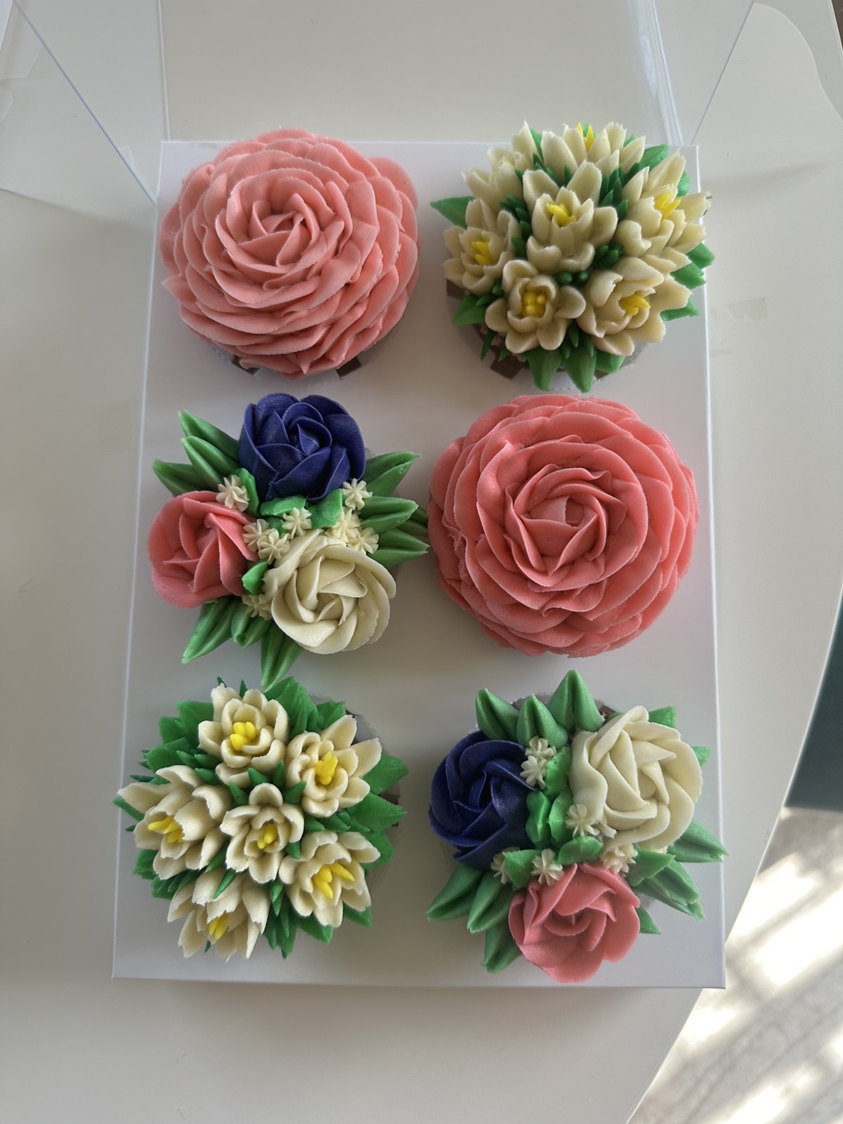 Flower Cupcakes Box \ 6 pcs